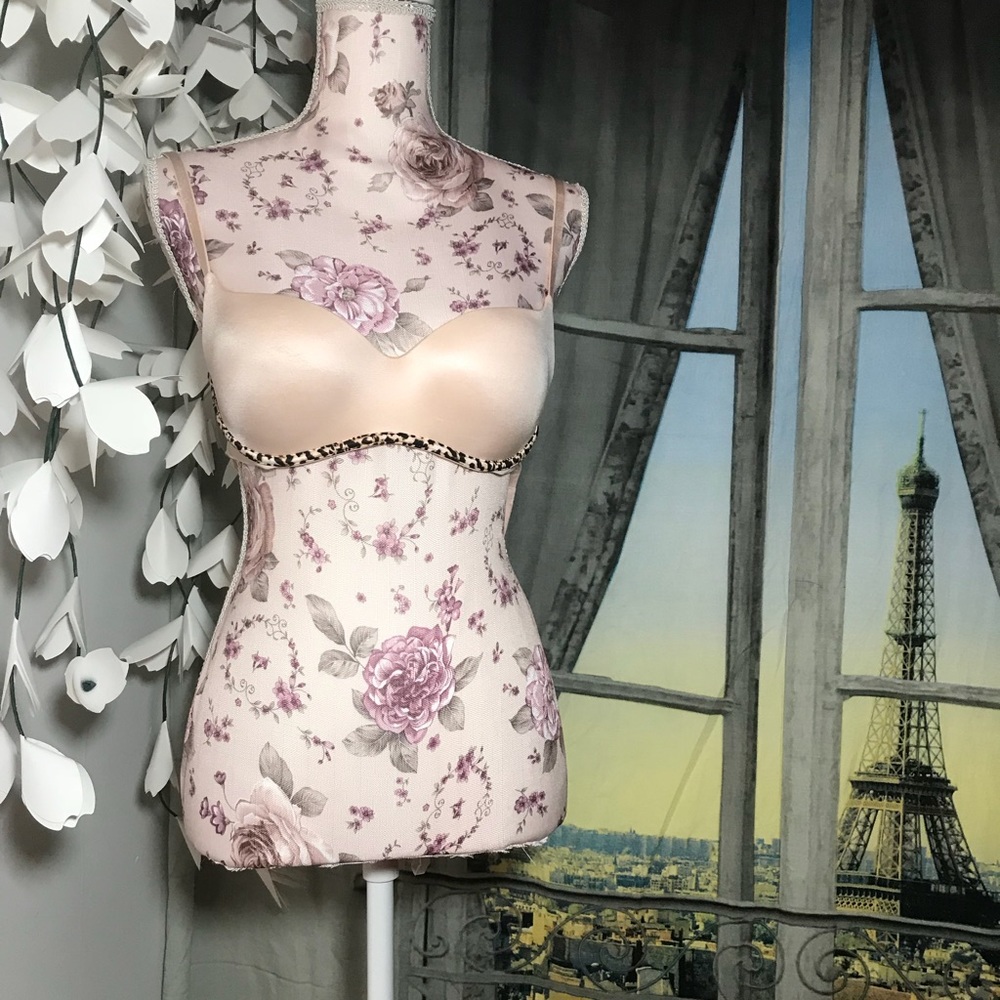 Victoria’s Secret Balconet Bra